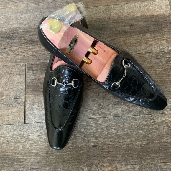 Embossed leather handmade shoes - Picture 3 of 3